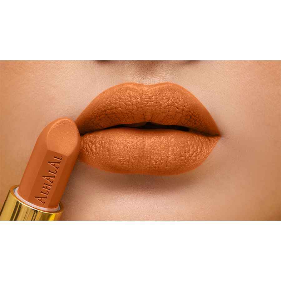 Alhalal cosmetics ORANJE LIPPENSTIFT velvet lippenstift met matte finish op volle lippen