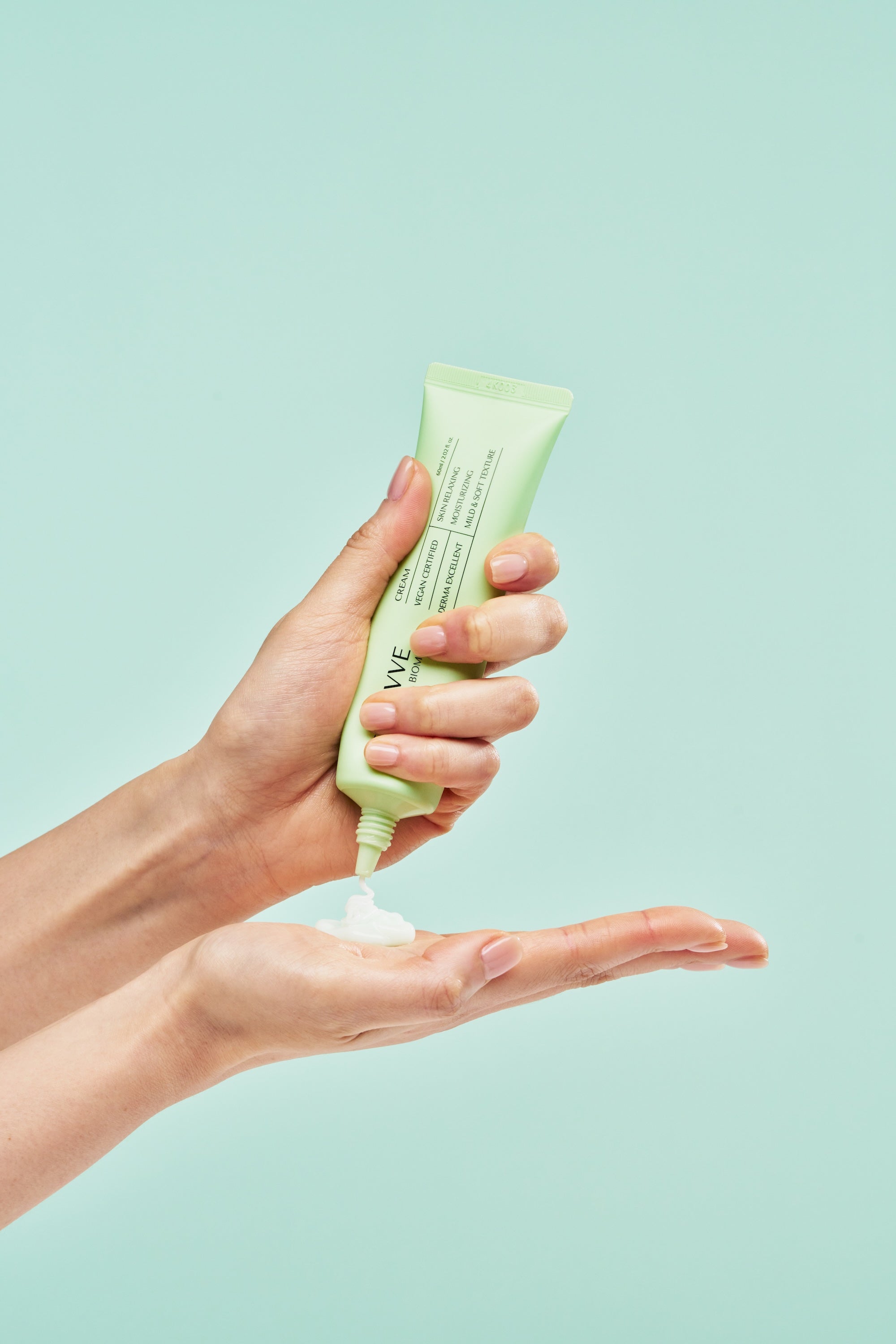 THE A'VVE Vegan DERMA-TECA BIOME Moisturising Cream