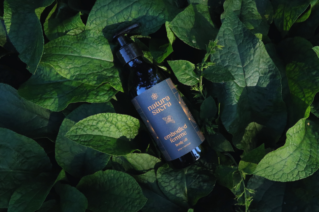 Verkörpertes Femme-Körperöl