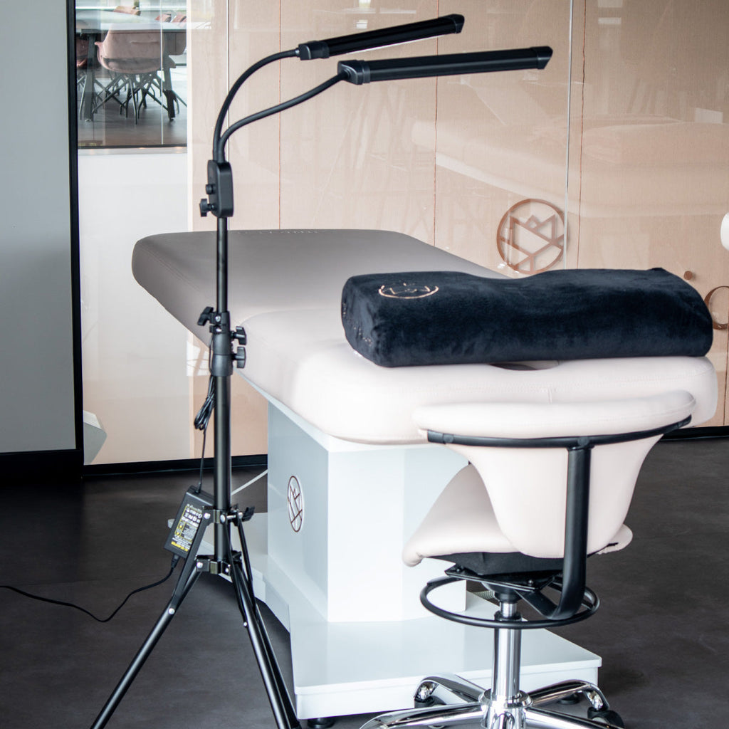 PE Cosmetics - Multimedia Lamp