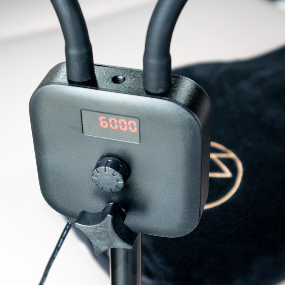 PE Cosmetics - Multimedia Lamp