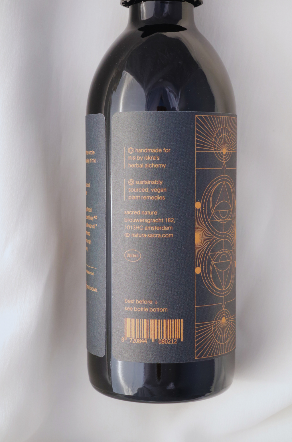 Verkörpertes Femme-Körperöl