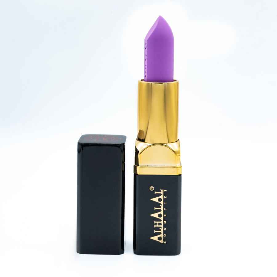 Alhalal cosmetics paarse lippenstift in fluwelen textuur met gouden en zwarte huls