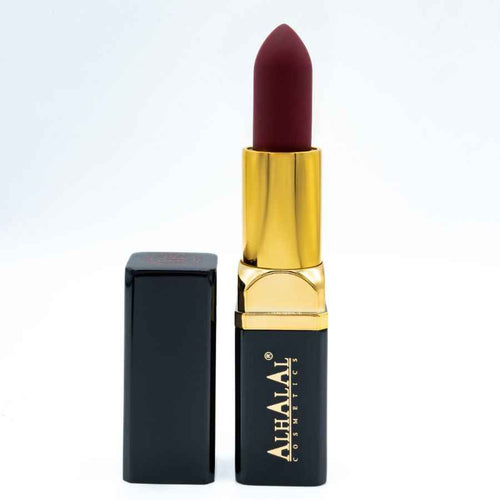 Batom de veludo da Alhalal Cosmetics num tom profundo com embalagem de batom RED PINK