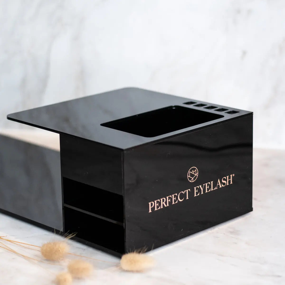 Lash Pillow Display